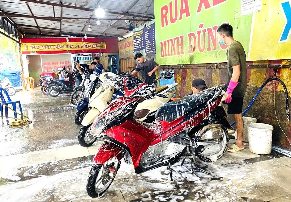 Sự hài lòng của khách hàng là ưu tiên hàng đầu tại tiệm của chúng tôi