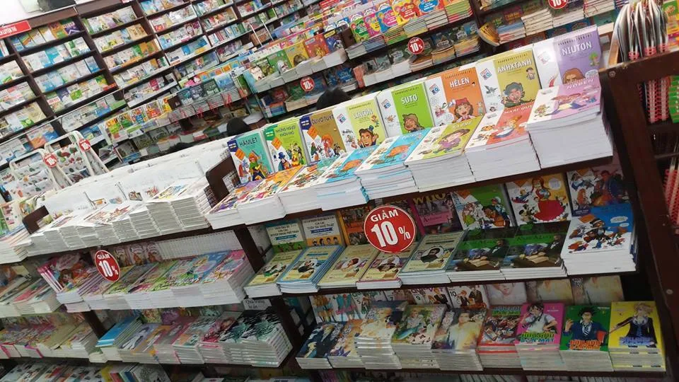 Sự đa dạng của các đầu sách thiếu nhi tại nhà sách Fahasa Tây Sơn