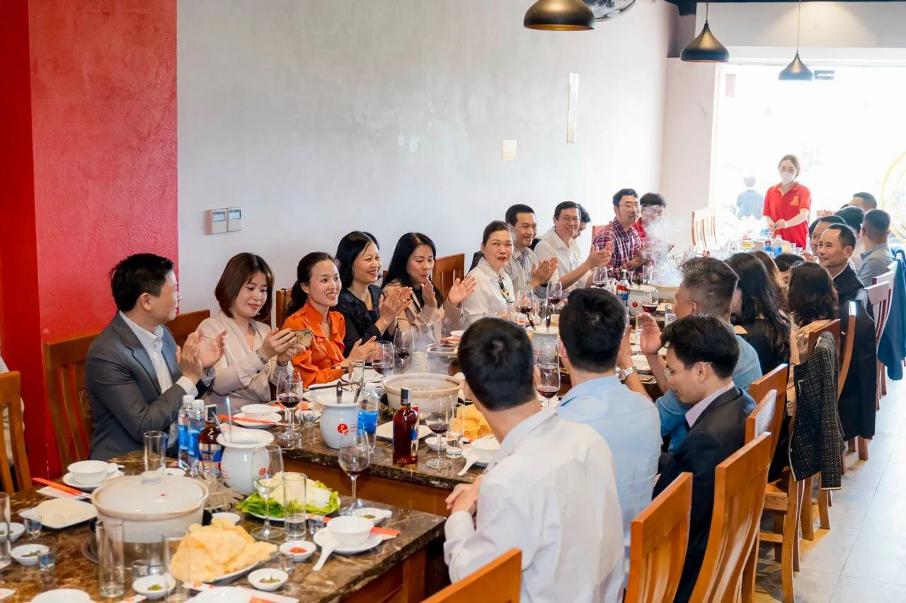 3a7027d6b1a573fb2ab4_6a87d26f438649d9ac0091ac01709e39_master Chất lượng dịch vụ chuyên nghiệp là yếu tố then chốt tạo nên uy tín của thương hiệu