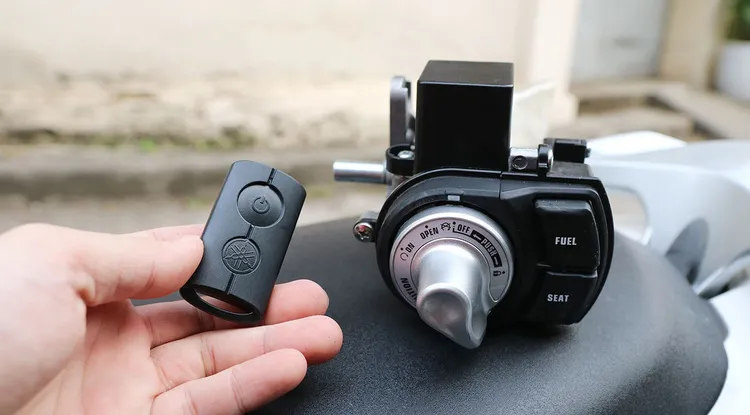 dich-vu-lam-chia-khoa-smartkey-xe-may-can-tho-8 Dịch vụ làm chìa khóa xe máy ô tô chuyên nghiệp tại nhà
