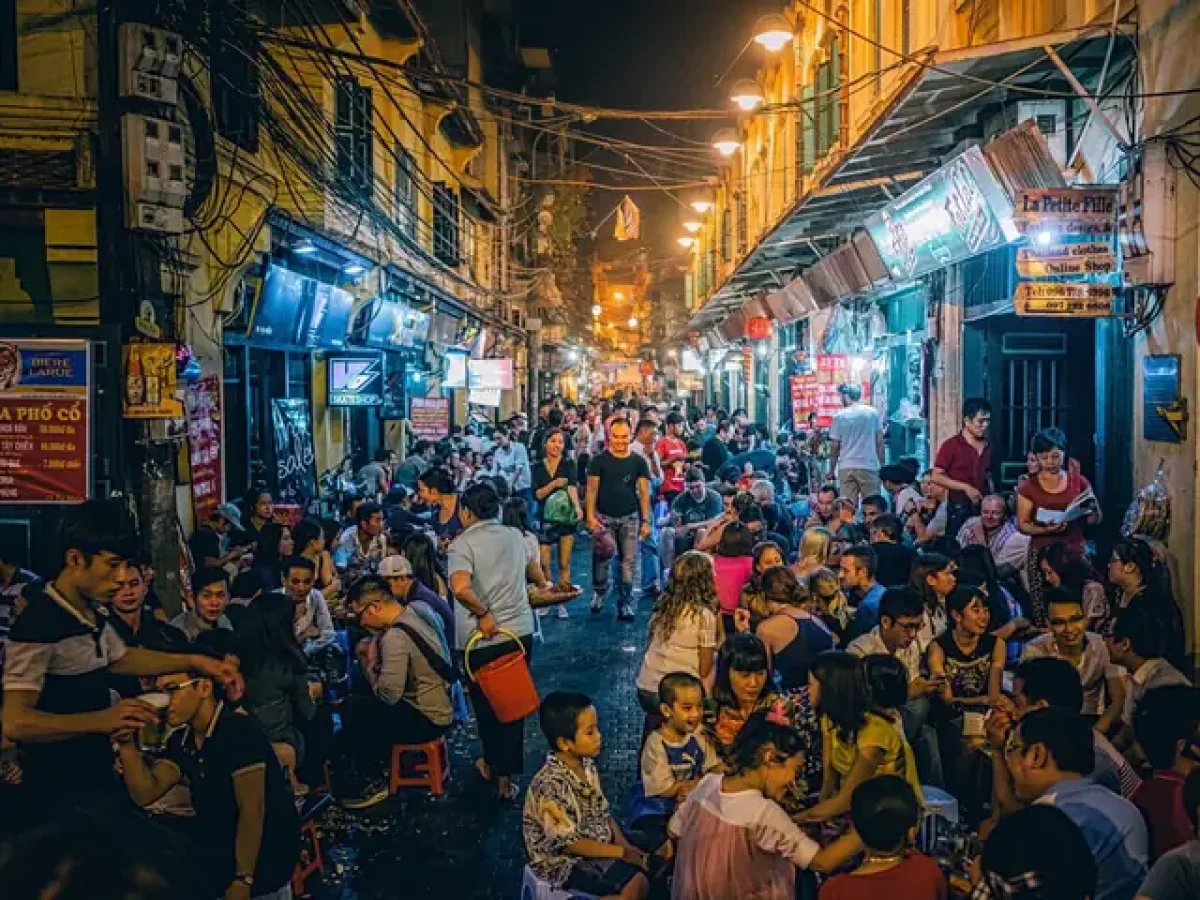 Khám phá ẩm thực Đống Đa vào buổi tối mang lại cảm giác thú vị và ấm cúng