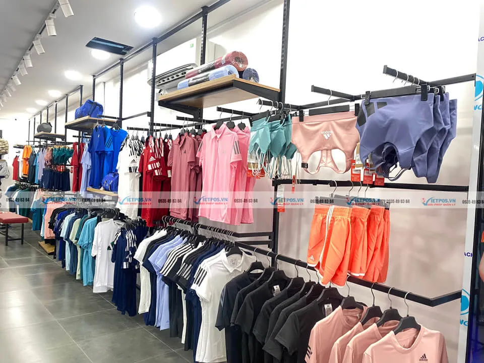Sự đa dạng về mẫu mã và phân khúc giá tại các shop đồ thể thao khu vực Đống Đa