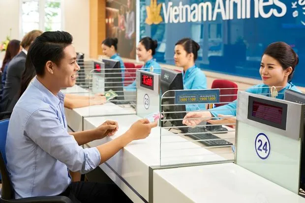 Dịch vụ tư vấn chuyên nghiệp giúp sinh viên dễ dàng tìm được chuyến bay phù hợp ngân sách