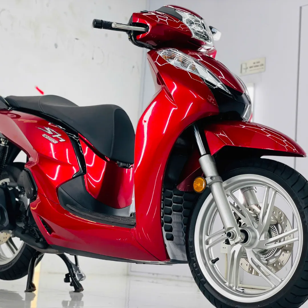 Hiệu quả bóng gương tuyệt vời sau khi sử dụng dịch vụ phủ Ceramic chuyên sâu