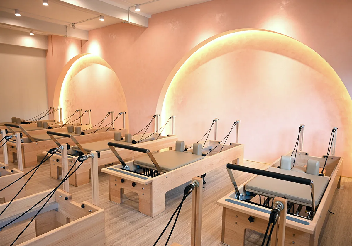 Queen Pilates: Máy Móc Tập Hiện Đại Nâng Tầm Trải Nghiệm
