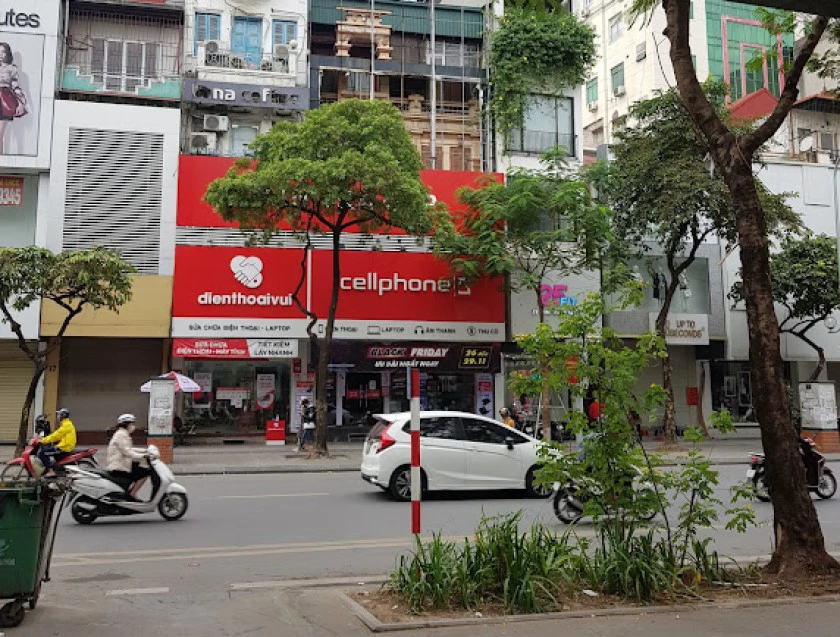 Khu vực Đống Đa tập trung nhiều cửa hàng phụ kiện điện thoại uy tín và dễ tìm kiếm