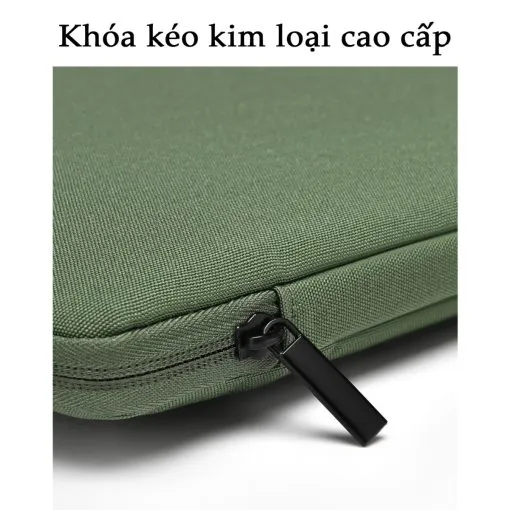 Kiểm tra kỹ lớp lót và hệ thống khóa kéo là bước quan trọng khi chọn mua túi chống sốc